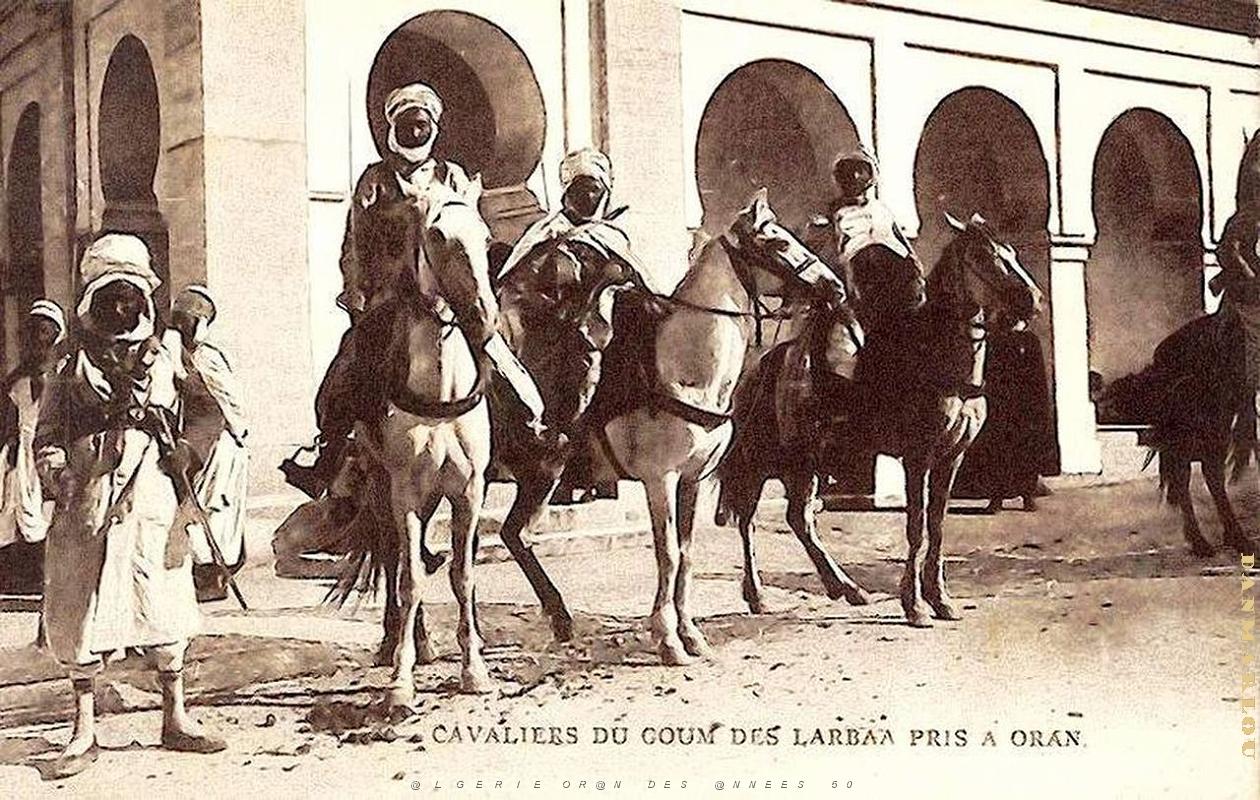 CA a- 088- Village negre.jpg